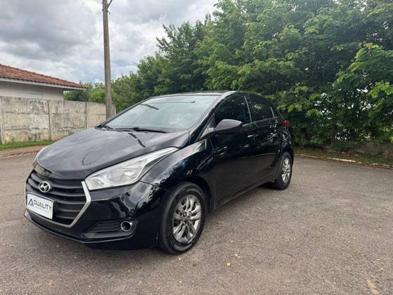 HYUNDAI HB20 1.0 COMFORT 12V FLEX 4P MANUAL HYUNDAI HB20 1.0 COMFORT 12V FLEX 4P MANUAL